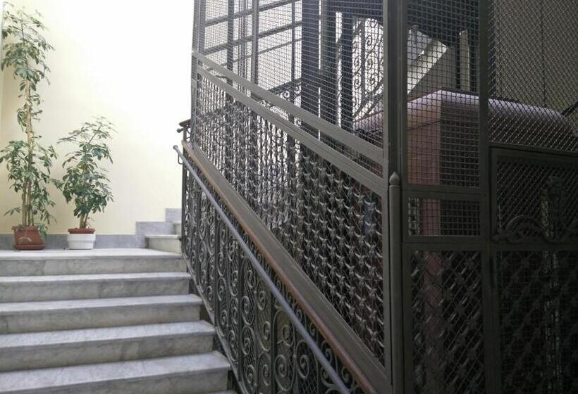 פנסיון Guest House Cavour 278