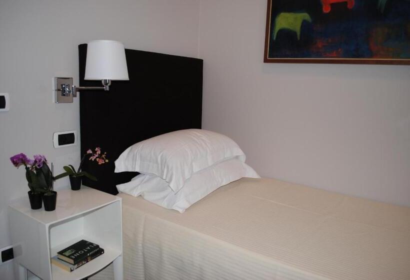 פנסיון Guest House Cavour 278