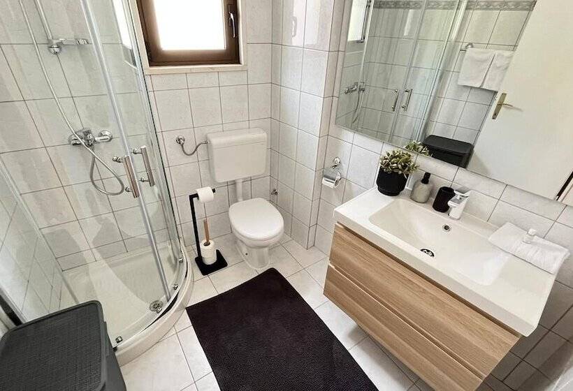 ペンション Guesthouse čivljak