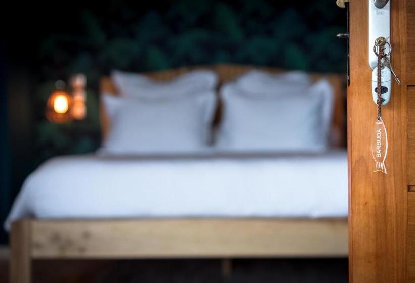 פנסיון La Maison De Clementine