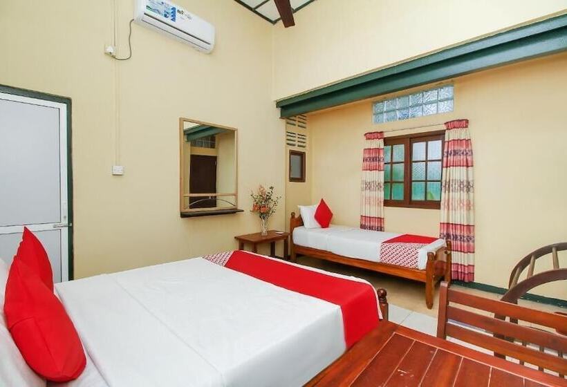 פנסיון Leo S Home Stay