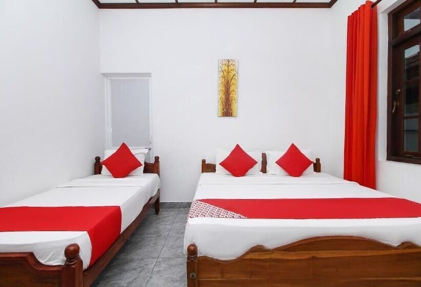 פנסיון Leo S Home Stay