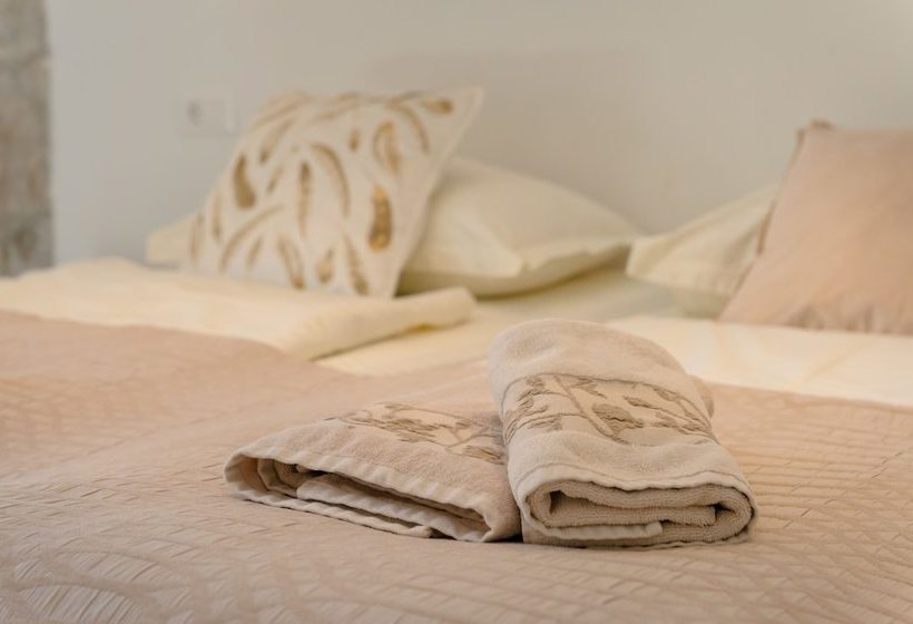 ペンション Marti Luxury Rooms