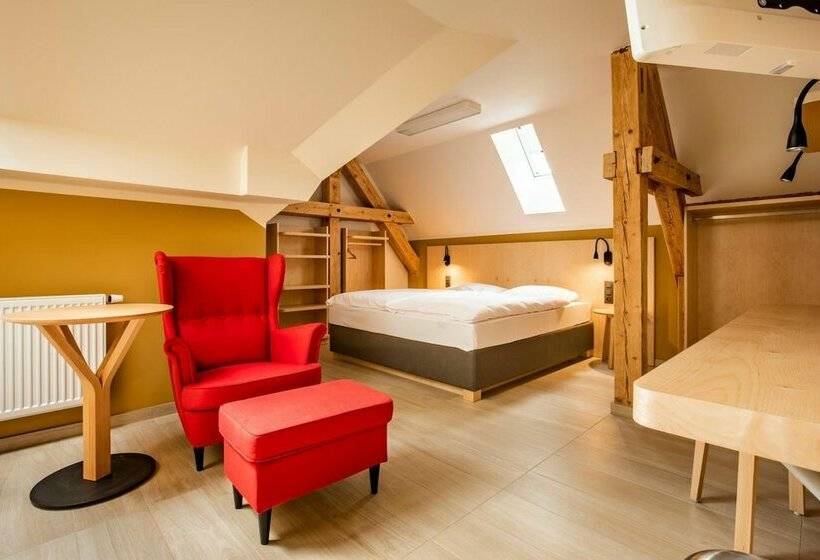 펜션 Penzión Jesenský