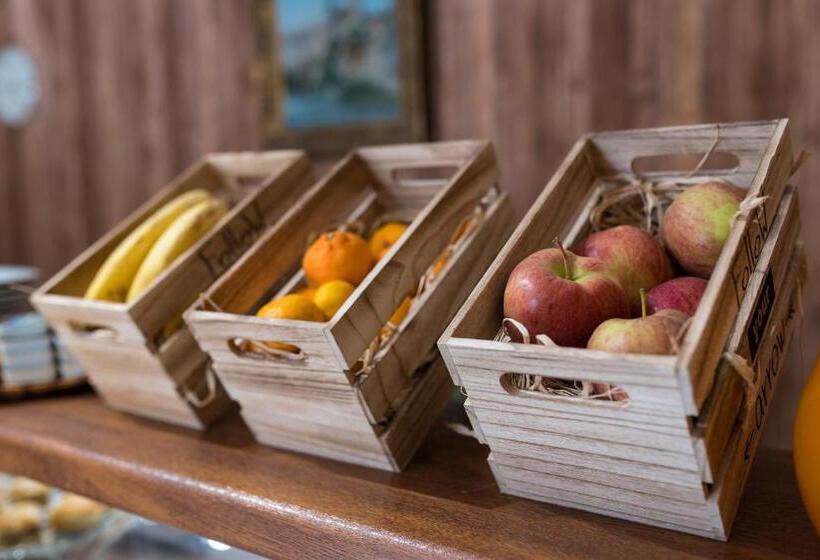 膳宿费 Penzion Na špičáku