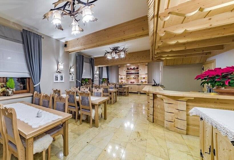 Pensjonat Dziubas   5 Minut Na Piechotę Do Stacji Narciarskiej Kotelnica I Term Bania, Parking Przy