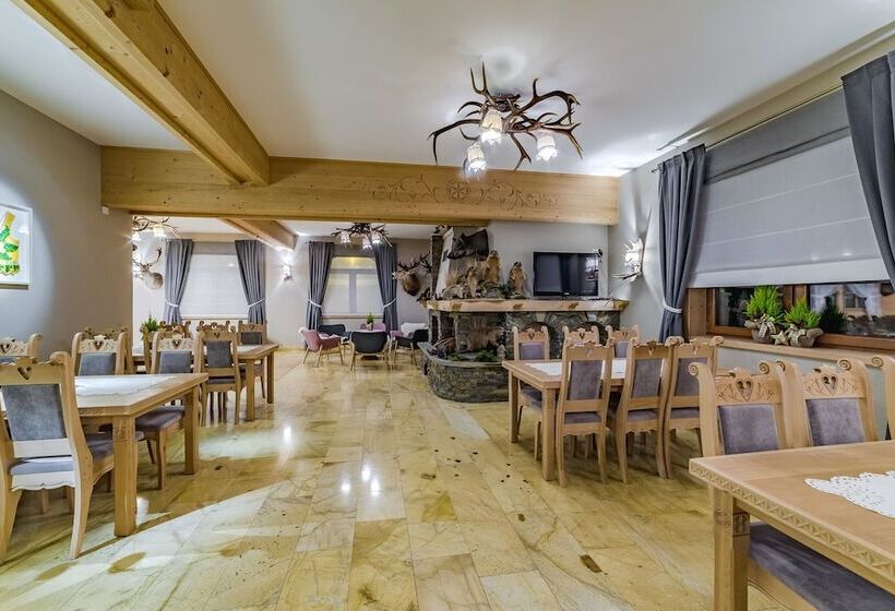 Pensjonat Dziubas   5 Minut Na Piechotę Do Stacji Narciarskiej Kotelnica I Term Bania, Parking Przy