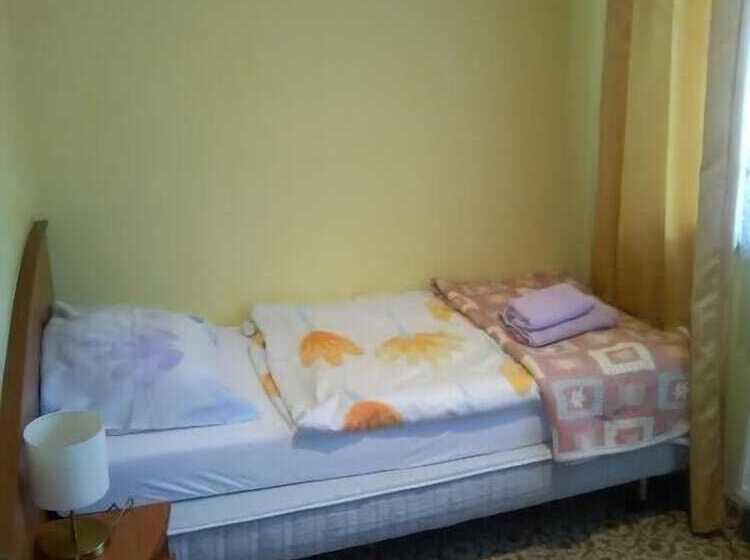 Pensjonat Iskra By Katowice Airport