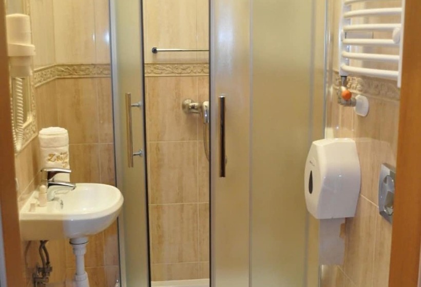 Pensjonat Zbójecki Dwór   Ostatnie Pokoje W Atrakcyjnym Pakiecie Sylwestrowym!