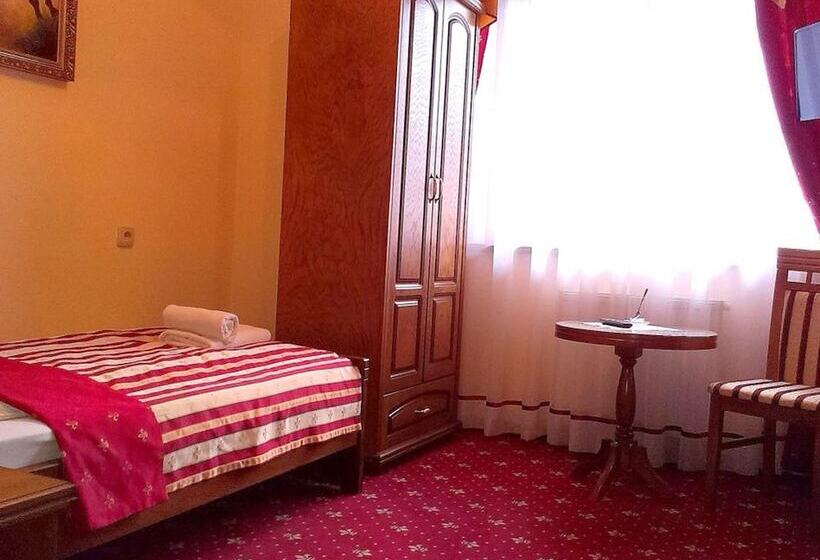 Pensjonat Zbójecki Dwór   Ostatnie Pokoje W Atrakcyjnym Pakiecie Sylwestrowym!