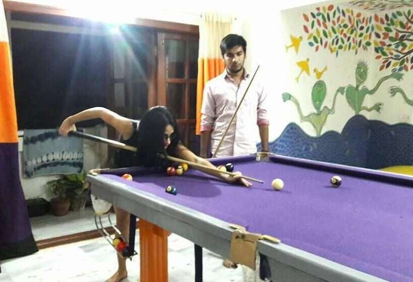 Social Rehab Downtown Hostel