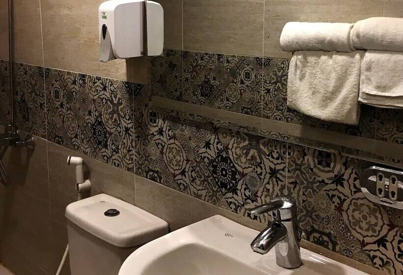 هاستل Sufi House