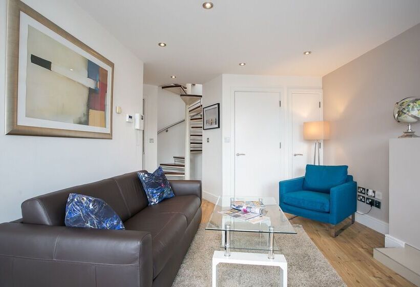 Temple Bar District Apartments