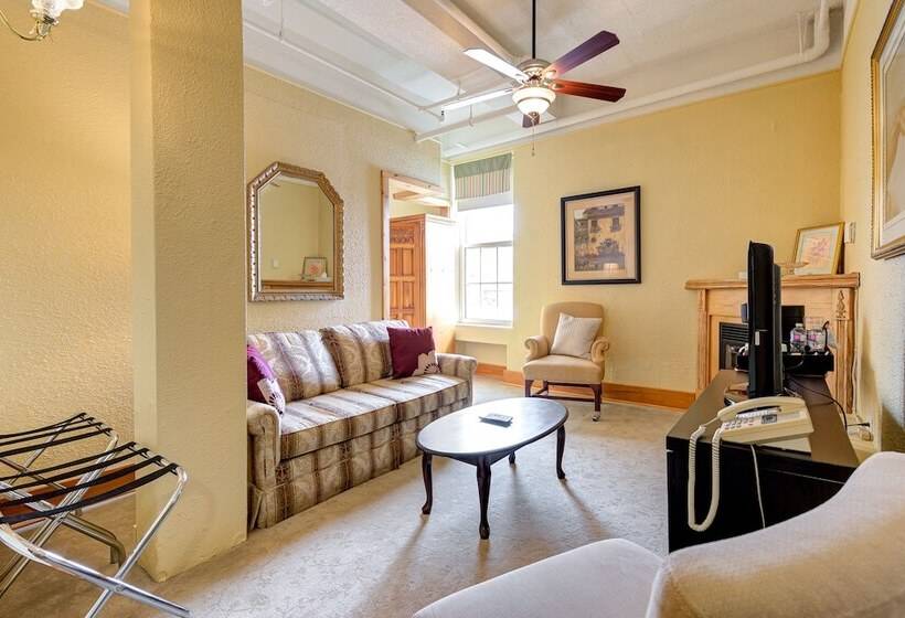 The Stratford Hotel By Hoco Hotels Collection