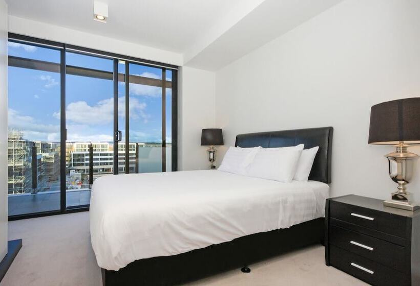 Dockside 4 Kingston Act