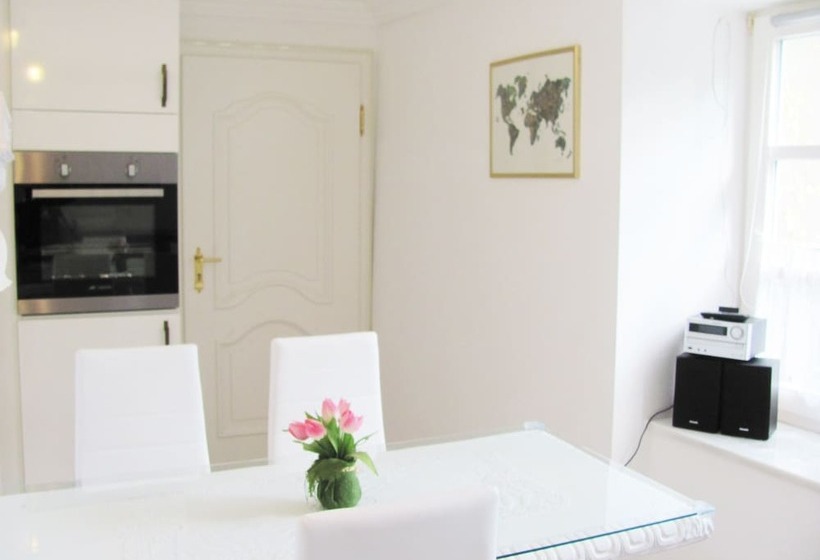 Apartment Storchenfärbe