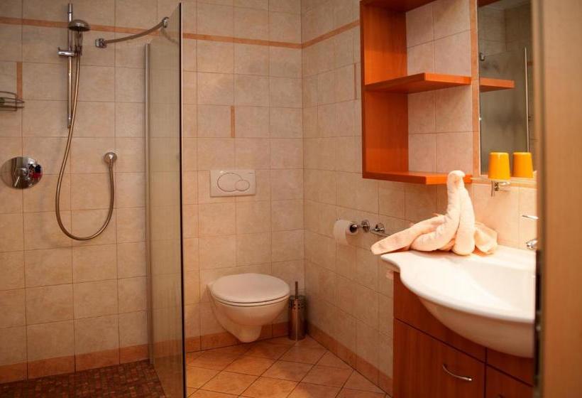 Ausservogelweiderhof