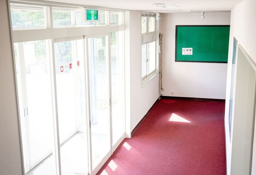 Biei Guest House Sirogane No Yu Hostel