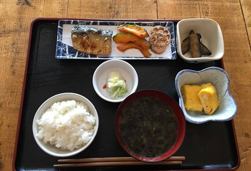 Biei Guest House Sirogane No Yu Hostel