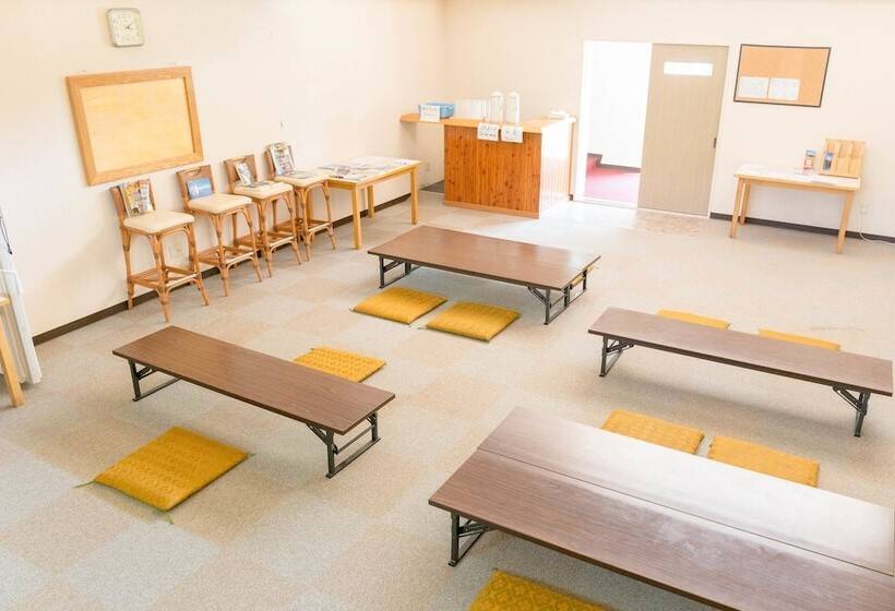 Biei Guest House Sirogane No Yu   Hostel