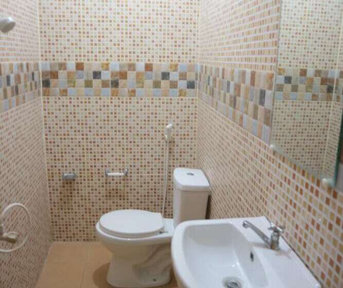 Centillo Travellers Inn