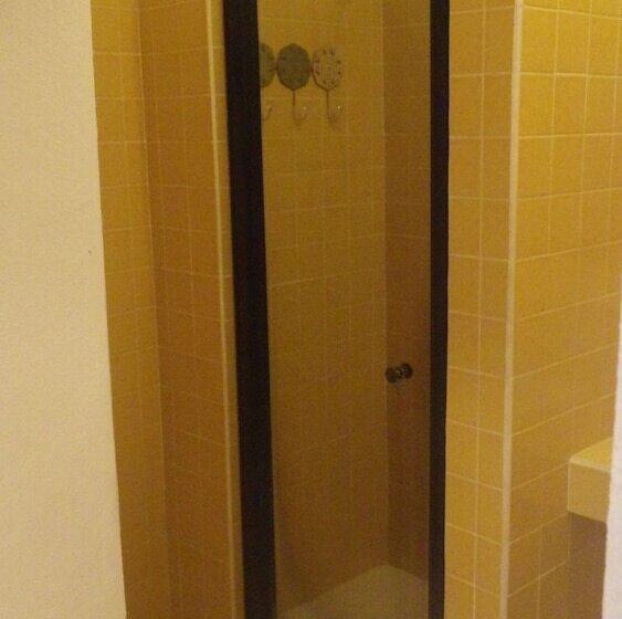 Central Bed & Breakfast