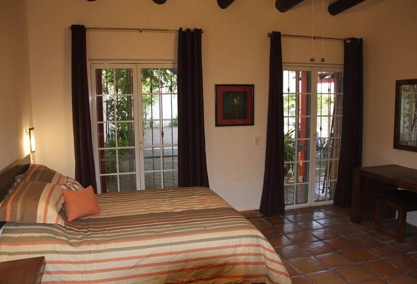 Central Bed & Breakfast