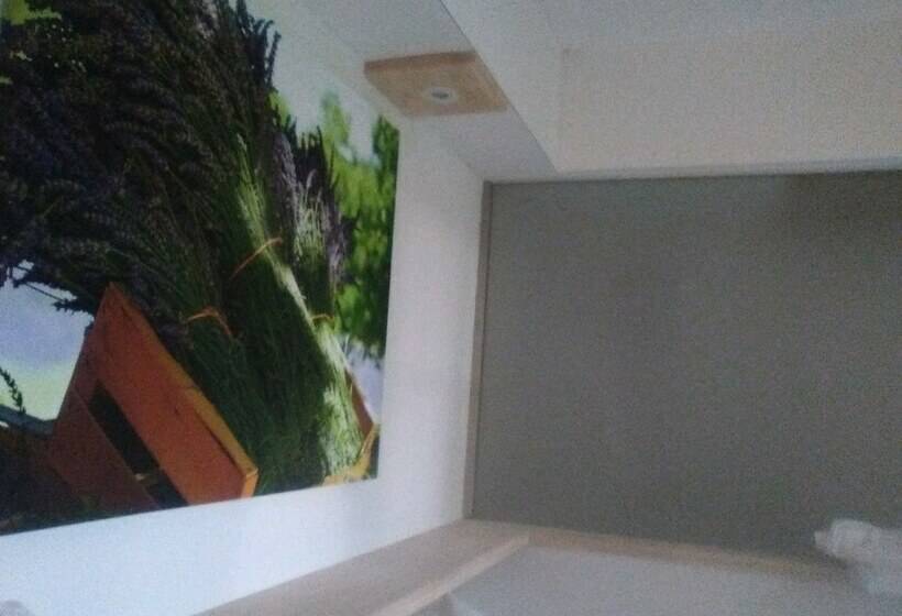 De Steenakker  Hostel