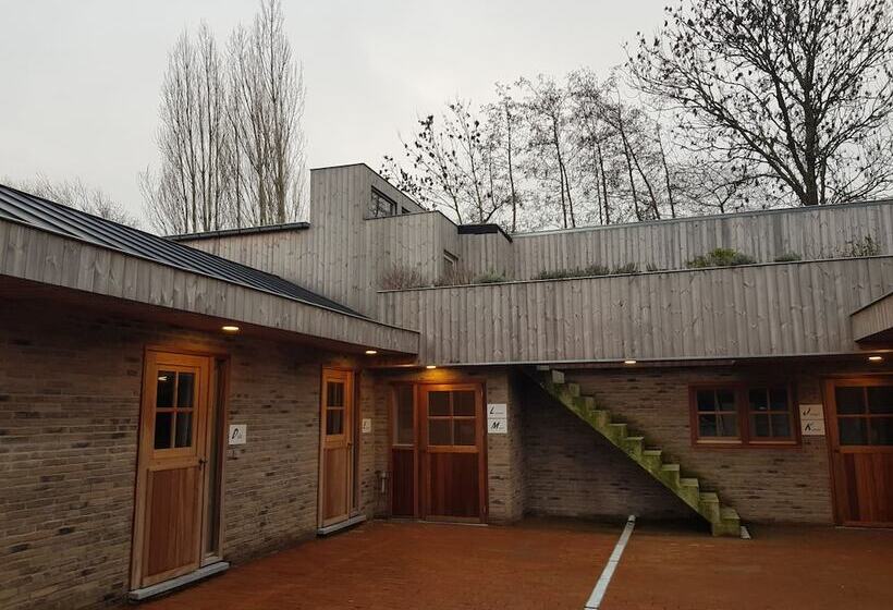 De Steenakker  Hostel