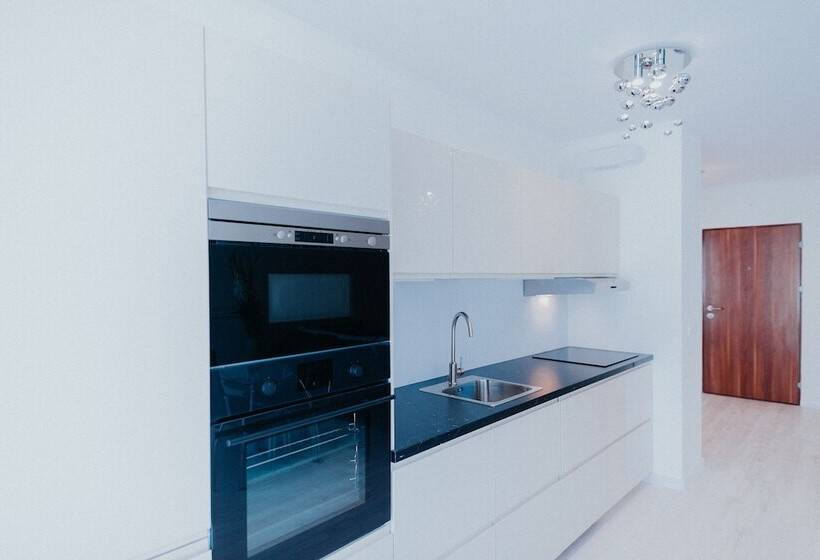 Elite Apartments Marine Suite