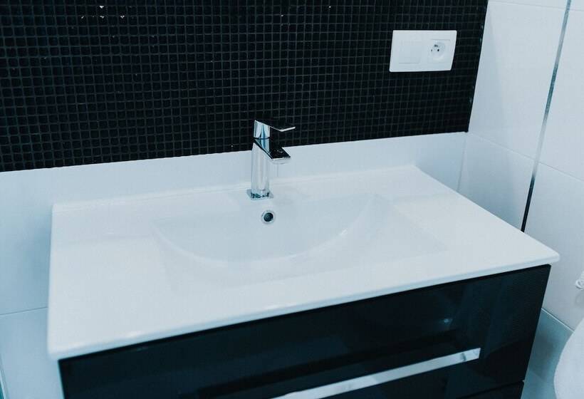 Elite Apartments Marine Suite