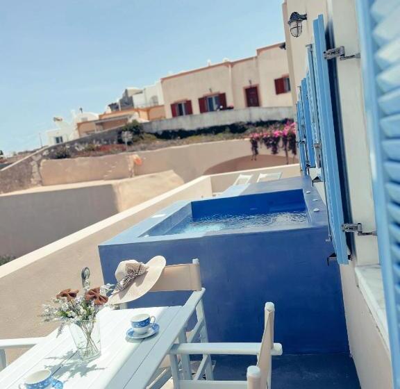 Flora S House & Cave Winery