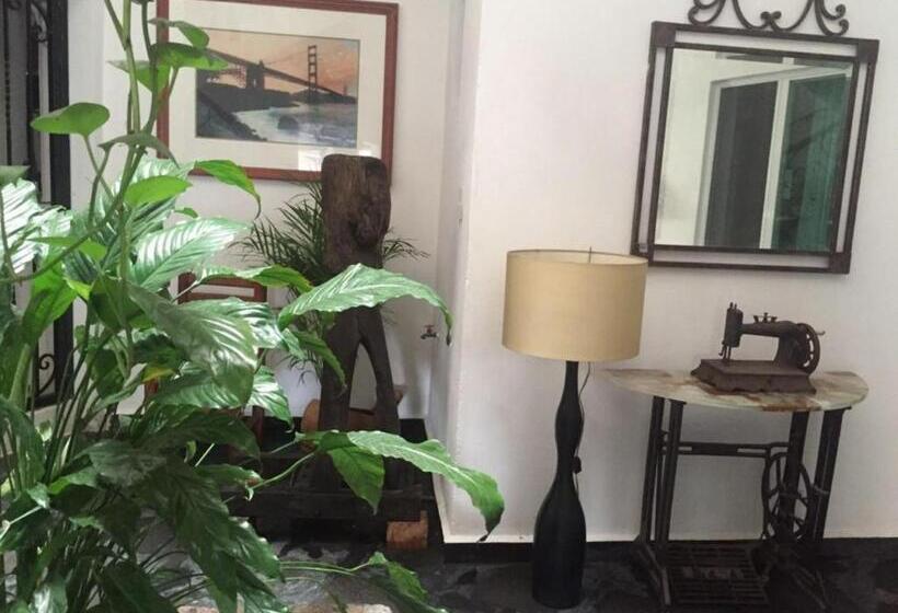 酒店 Casa Del Parque Vallarta