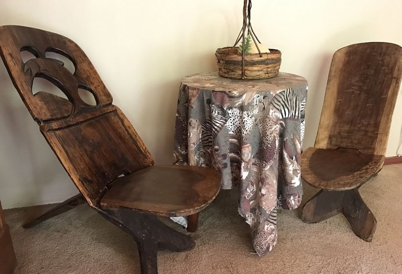 호텔 Colin S Horseback Africa