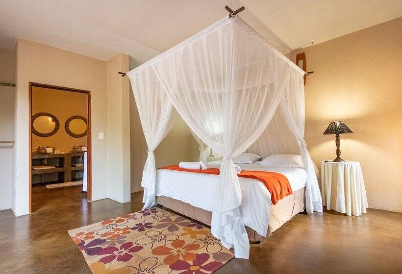 בית מלון כפרי Elephant Game Lodge