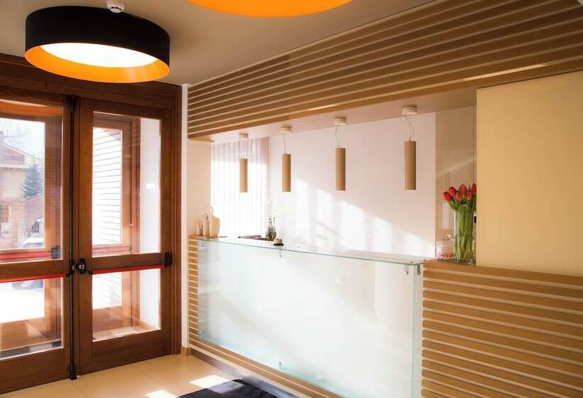 Отель Grand Chalet Delle Rocche