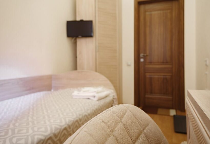 בית מלון כפרי Inn 6 Line