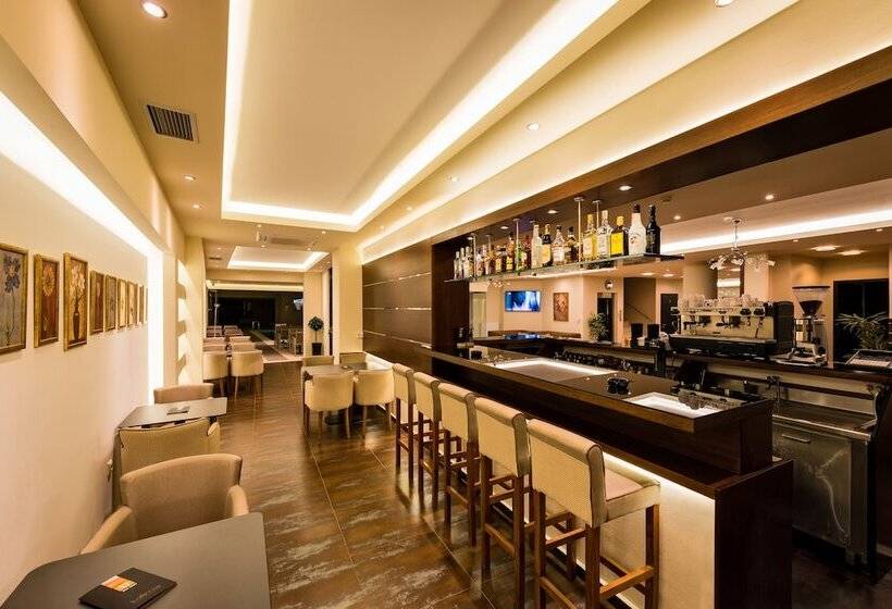 בית מלון כפרי Kallirroe