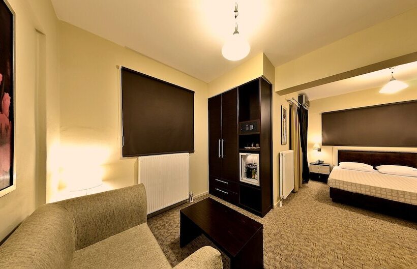 בית מלון כפרי Kallirroe