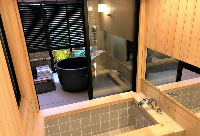 Отель Kamishichiken Oku