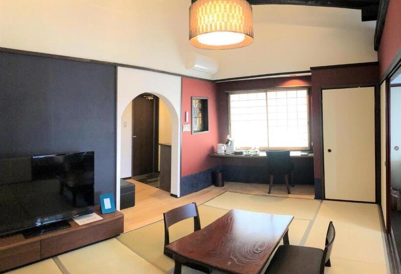 Отель Kamishichiken Oku