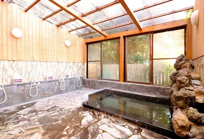 فندق Log Cabin Kinoko No Sato