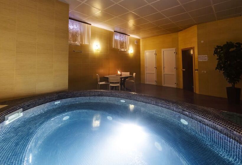 בית מלון כפרי Marton Villa Diego