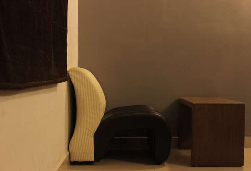 هتل Mount Residency