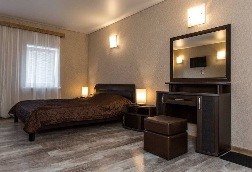 هتل Nachalnik Kamchatki