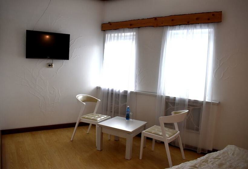 هتل Nachalnik Kamchatki