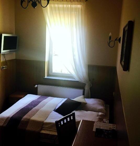 בית מלון כפרי Parkowa  Noclegi Ze śniadaniem