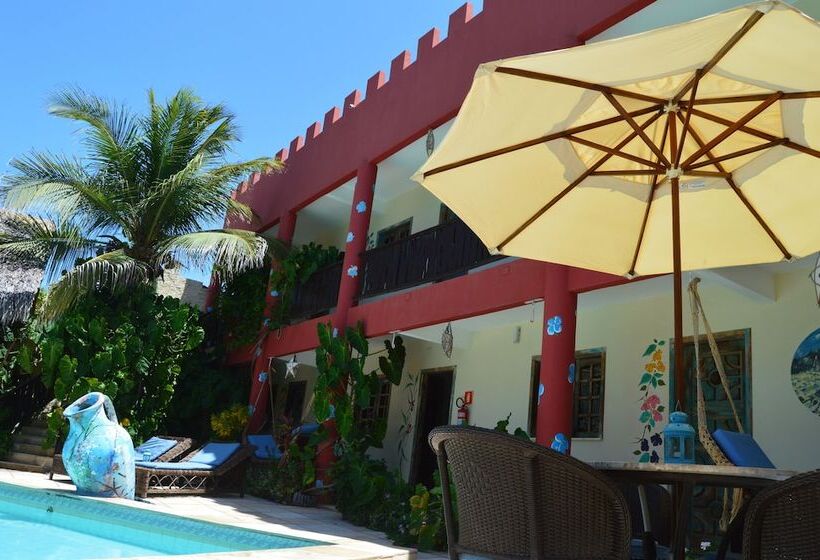 هتل Pousada Castelinho