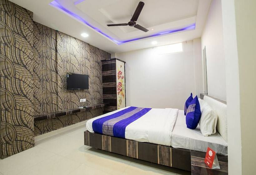 Отель Raj Palace