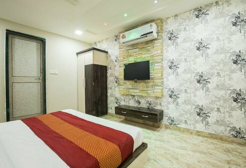 Отель Raj Palace